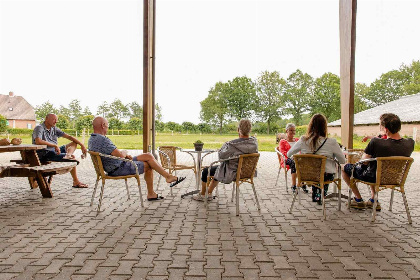 026 Comfortabel appartement voor 2 personen op een rustige camping in de natuur van Twente