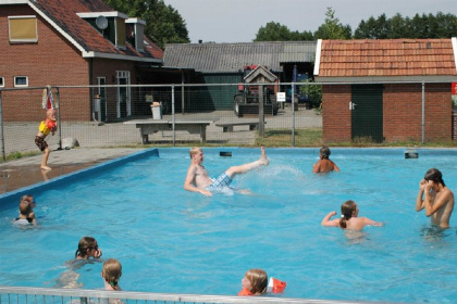 017 Vakantiebungalow voor 6 personen op een vakantiepark in de buurt van Diepenheim Overijssel