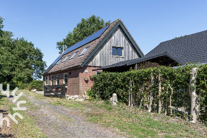 027 Fijne 10 pers. accommodatie in Eesveen, op de grens van Overijssel, Friesland en Drenthe