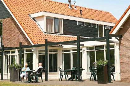 003 Royaal 28 persoons groepsaccommodatie in Enter