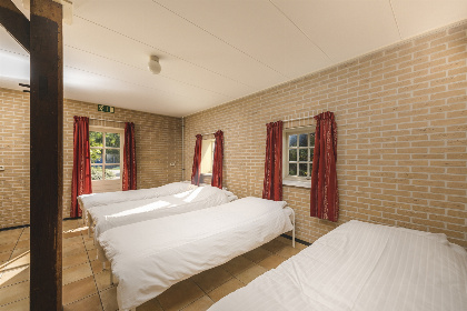 015 Vakantieboerderij De Regge   26 personen