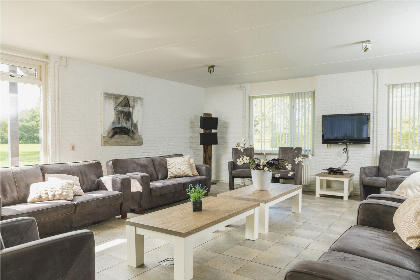 001 Vakantiehuis De Elsgraven   28 personen