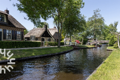 015 2 3 persoons vakantiehuisje aan de dorpsgracht met gratis WiFi