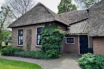 001 7 persoons appartement in het centrum van Giethoorn