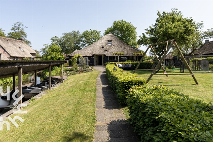 041 8 tot 10 persoons woonboerderij in hartje Giethoorn met gratis WiFi