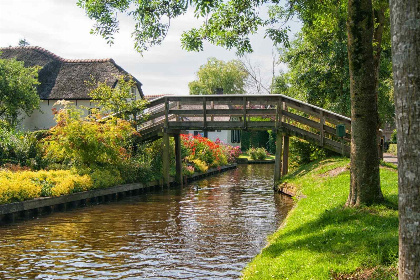 008 Charmant 2 persoons vakantiehuis in Giethoorn vlakbij Nationaal park Weerribben Wieden