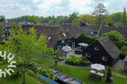 004 Comfortabel 8 persoons vakantiehuis met IR sauna in Giethoorn