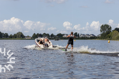 020 Comfortabel 8 persoons vakantiehuis met IR sauna in Giethoorn