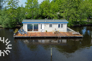 Comfortabele 2 persoons woonboot nabij Giethoorn met prachtig uitzicht over het meer