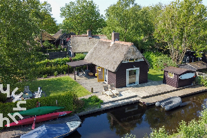 Gezellig 5 persoons vakantiehuis aan het water in hartje Giethoorn