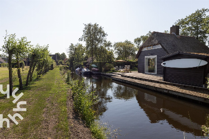 004 Gezellig 5 persoons vakantiehuis aan het water in hartje Giethoorn