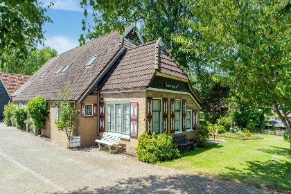 006 Hoeve Ginette
