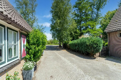 025 Hoeve Ginette