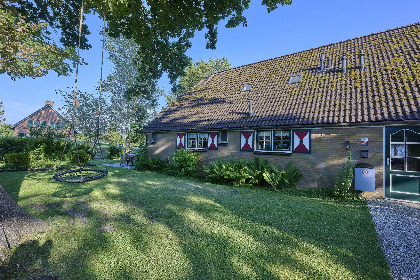 049 Hoeve Ginette