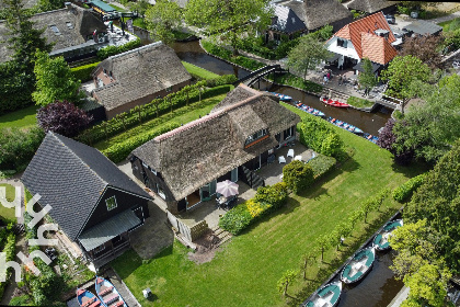 008 Leuk appartement voor 4 tot 6 personen met infrarood sauna in hartje Giethoorn