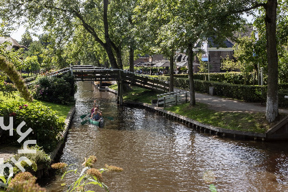 028 Mooi twee persoons vakantiehuis in Giethoorn