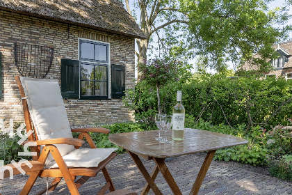 005 Prachtig 2 persoons vakantiehuis direct aan de dorpsgracht in Giethoorn, Overijssel