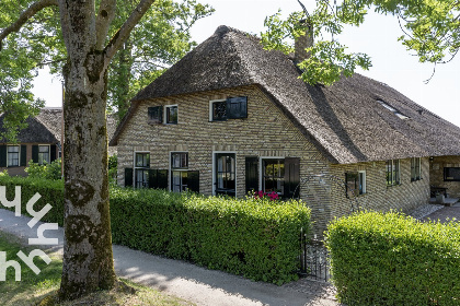 010 Prachtig 2 persoons vakantiehuis direct aan de dorpsgracht in Giethoorn, Overijssel