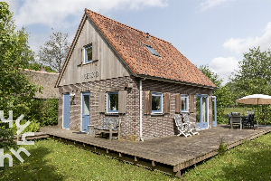 Prachtig gelegen 5 persoons vakantiehuis aan het water in hartje Giethoorn