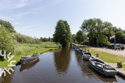 014 Prachtig gelegen vakantiehuis met dakterras en trampoline, aan de Bovenwijde in Giethoorn