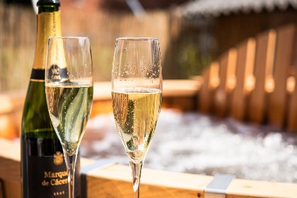 025 Farmers Lodge Combi