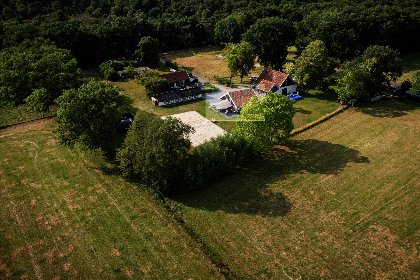 034 The Green Wellness Cabin