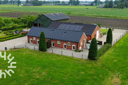 014 Vakantiehuis voor 4 personen in het midden van weilanden in Haarle Hellendoorn, Overijssel