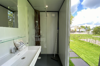 007 Camperplaats met prive sanitair