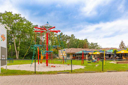 015 4 persoons vakantiebungalow met airco op een vakantiepark in Hellendoorn