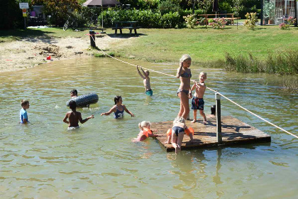 018 5 persoons vakantiehuis met tuinkamer op vakantiepark Hellendoorn