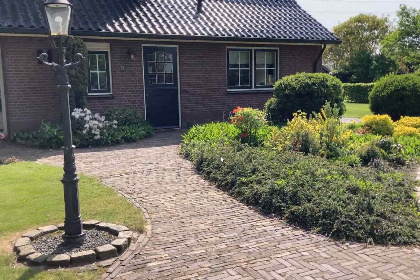 021 Landelijk 5 persoons vakantiehuis gelegen nabij de Regge in Hellendoorn