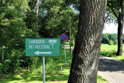 038 Sfeervolle nostalgische vakantieboerderij voor vier tot zes personen