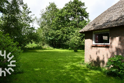 023 6 persoons vakantiehuis met omheinde tuin aan het water in Kalenberg