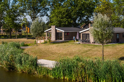 015 Een 6 persoons chalet met stijl tussen Overijssel en Flevoland!