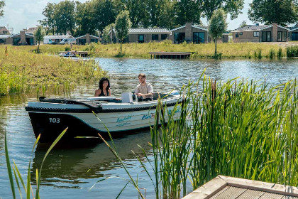 029 Gezellig 4 persoons chalet met gratis WiFi op het park De IJssel Eilanden