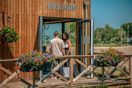 032 Met 6 personen in een vakantiehuisje op park De IJssel Eilanden!