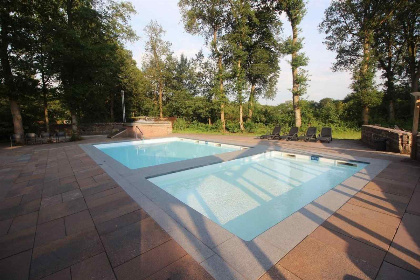 010 Luxe 2 persoons lodge met hottub bij de Lemelerberg