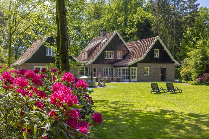 045 Landhuis voor 20 personen op Landgoed 't Borghuis in Twente