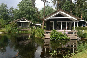 Comfortabel 4 persoons Lodge op een familiepark nabij Markelo   Twente