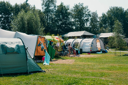 005 Comfort kampeerplaats
