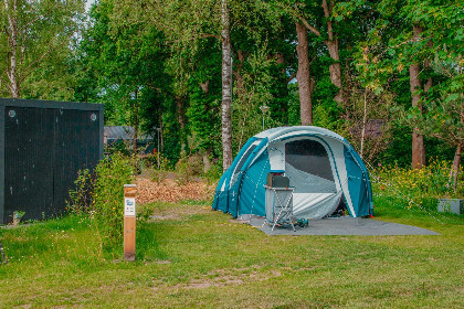 003 Kampeerplaats met prive sanitair