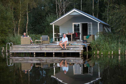 004 6 persoons eco lodge in natuurrijke omgeving