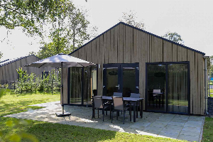 Modern 4 persoons vakantiehuis op een huisdiervriendelijk vakantiepark nabij Hardenberg