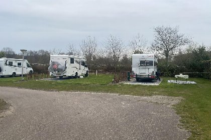 001 Camperplaats
