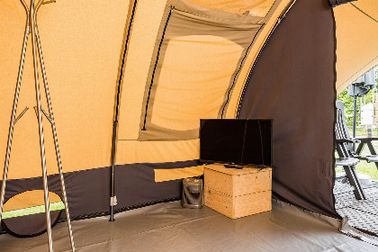 004 De Waard Tunneltent