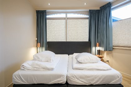 006 Familiehuis Rheeze met Jacuzzi | 10 personen