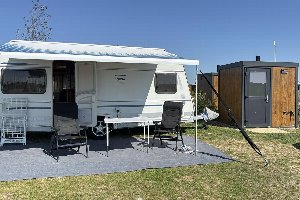 Kampeerplaats met prive sanitair de luxe