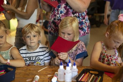 008 Kampeerplaats met prive sanitair de luxe