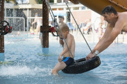 020 Knusse 6 persoons Lodge op de Zandstuve nabij Hardenberg