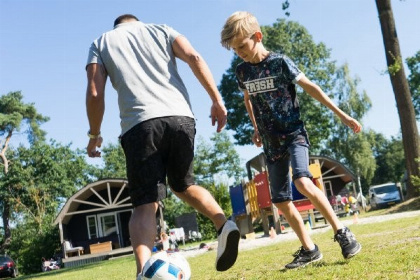 027 Luxe 12 persoons vakantiehuis op vakantiepark de Zandstuve nabij Hardenberg